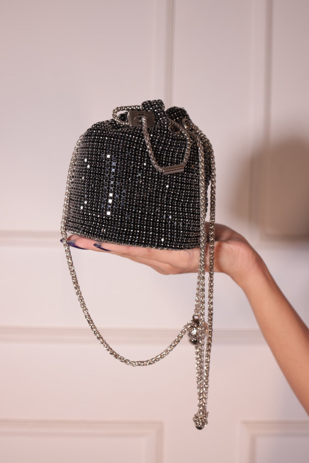 Noor-Black