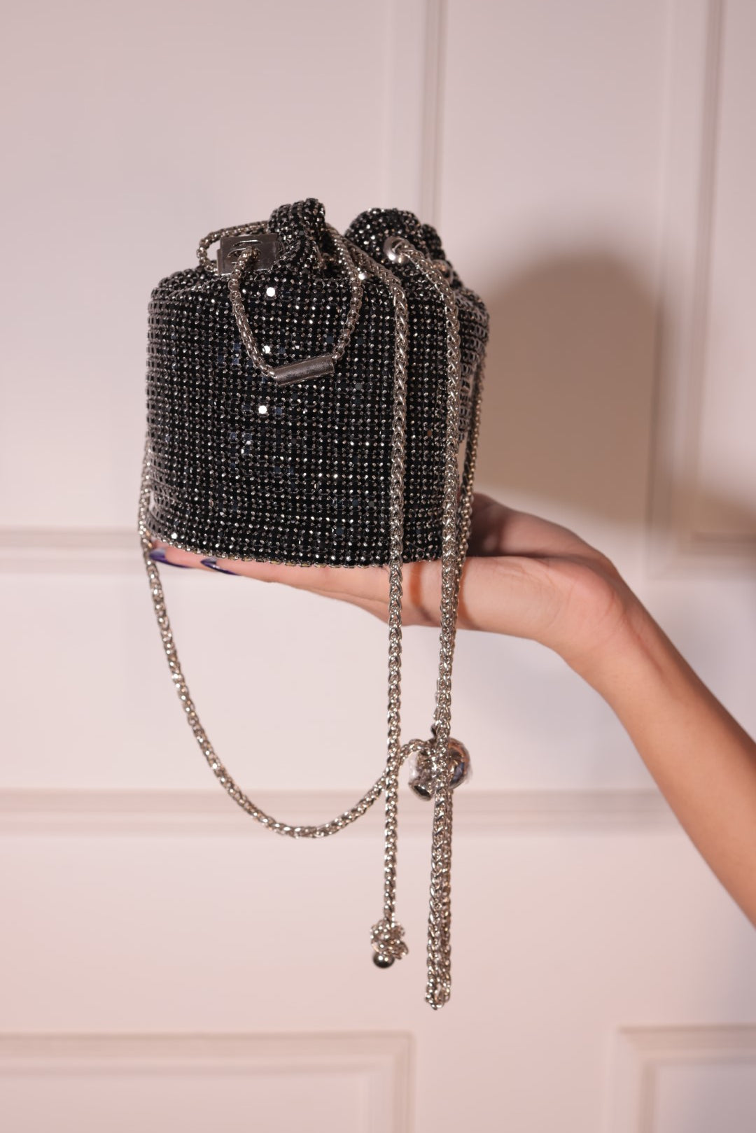 Noor-Black