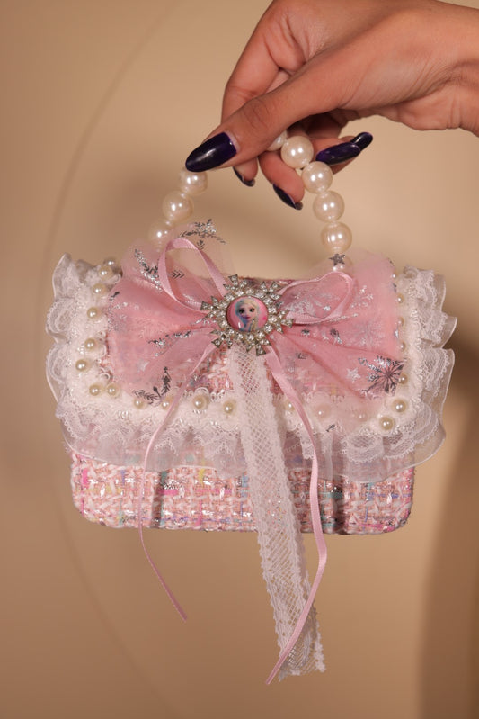 Frozen Bow Clutch